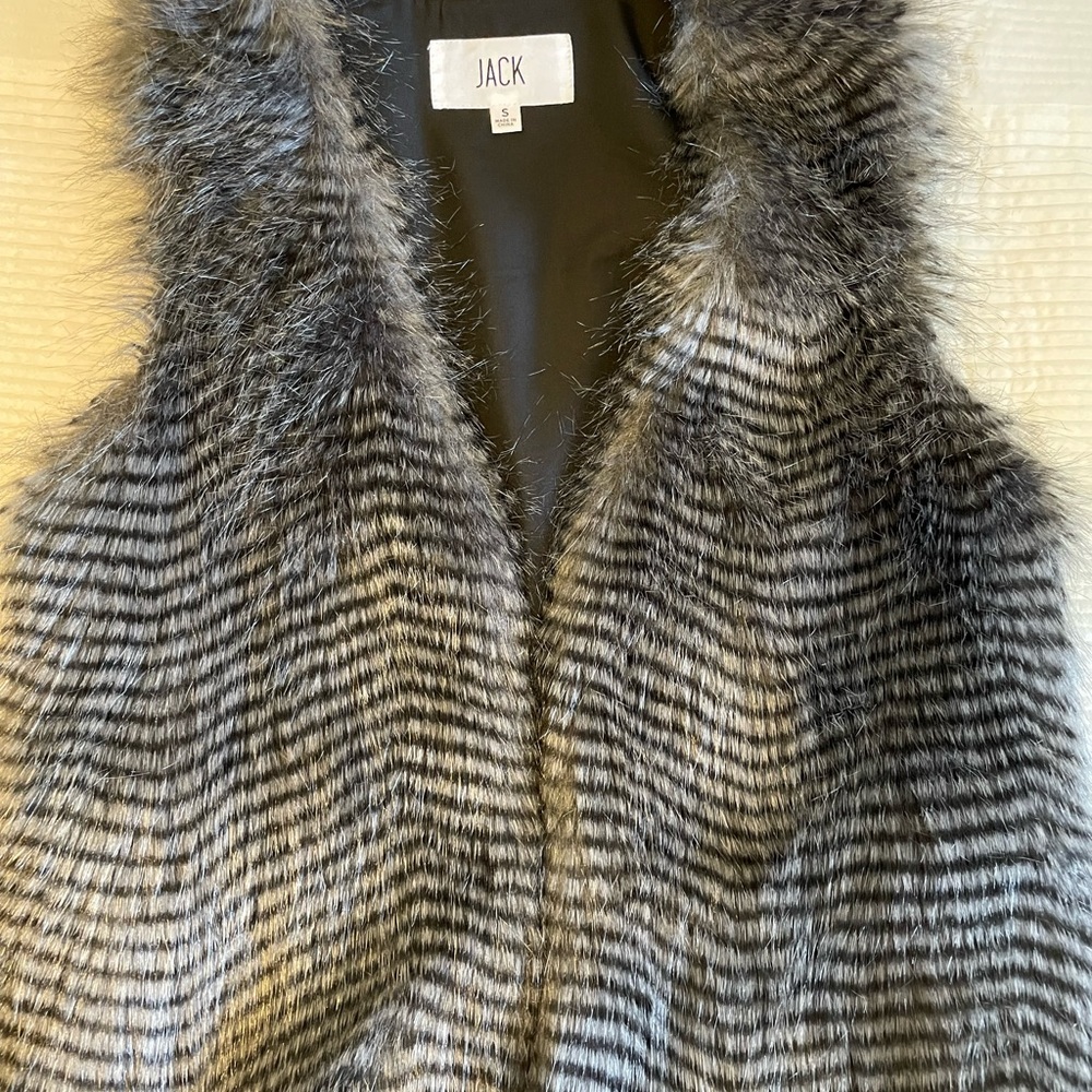 JACK faux fur vest
